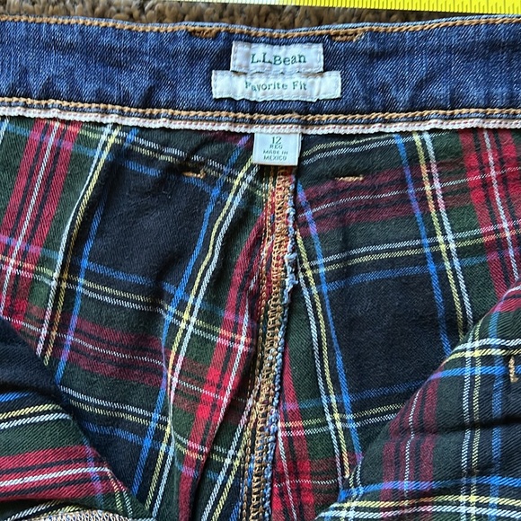 L.L. Bean Favorite Fit Flannel Lined Jeans - Picture 4 of 4